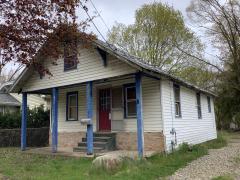 124 Sharon Ave photo